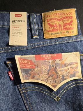 Levi's Western Fit Relaxed Men's Jeans in Blue with Tan Patch